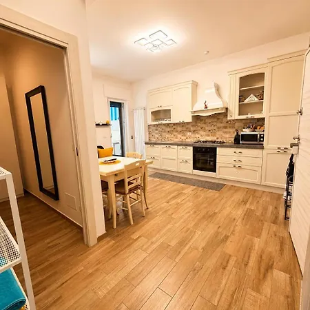 Orchidea Apartment *